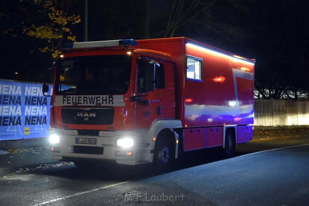 Feuer 2 Y Koeln Marienburg Raderthalguertel Mertenerstr Bonnerstr P77.JPG - Miklos Laubert